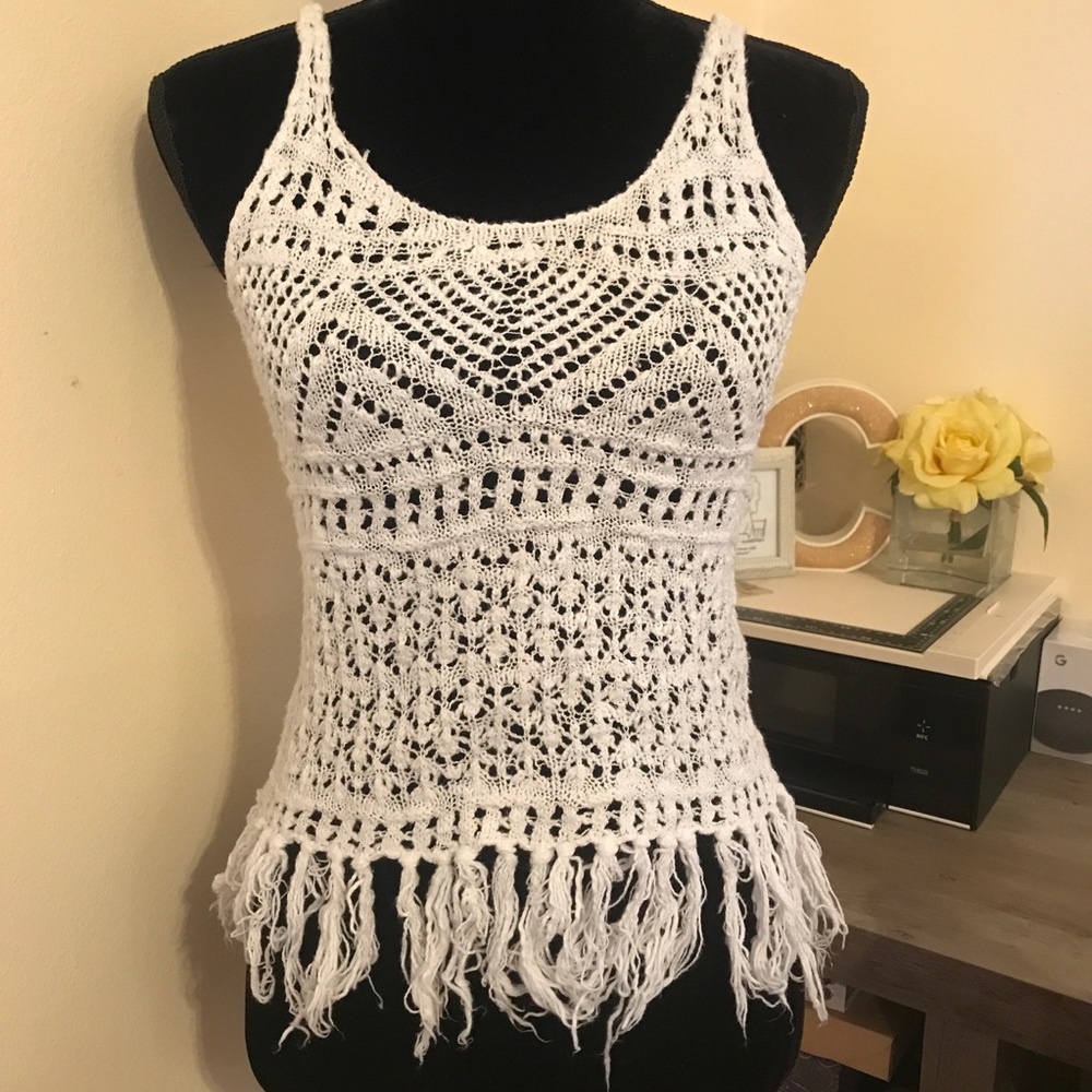 5/$30 SALE Missimo Crochet beach cover up top